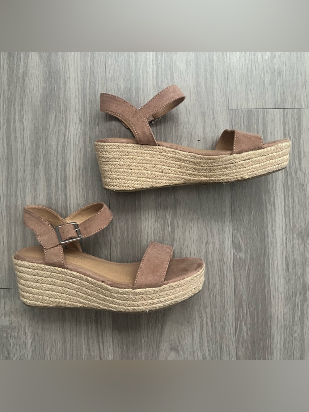 Francesca’s Blush Espadrille Platform Sandals – Women’s Size 7